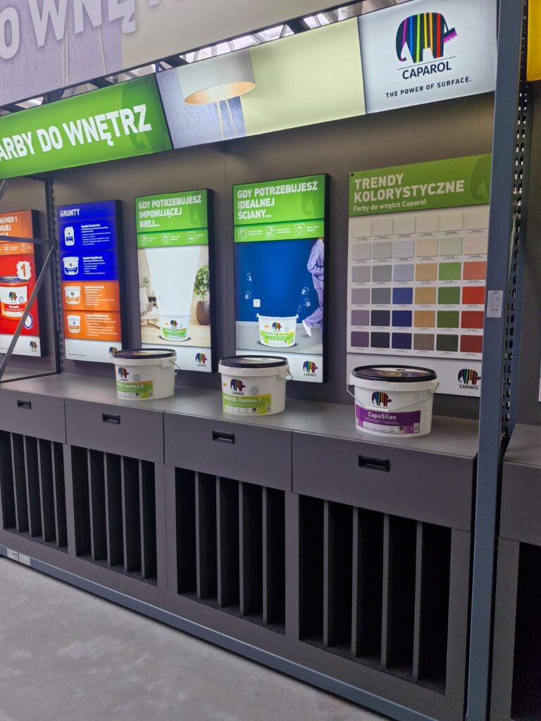 zabudowa ekspozycyjna sklep